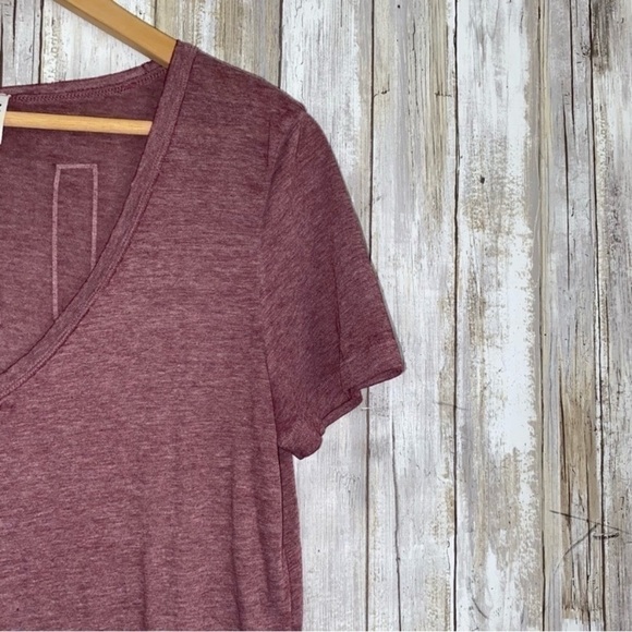 PINK VS Printed Back V Neck Tee - Picture 3 of 5